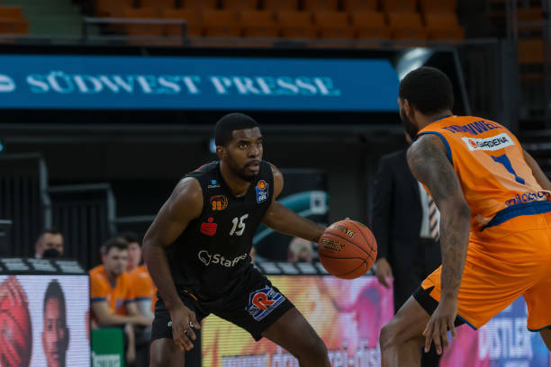 于乒乓球历 于乒乓球历